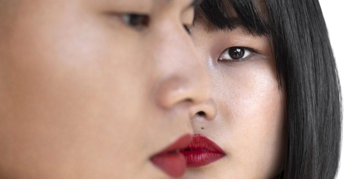 Mengenal Undertone Kulit dan Pilihan Warna Lipstik yang Tepat