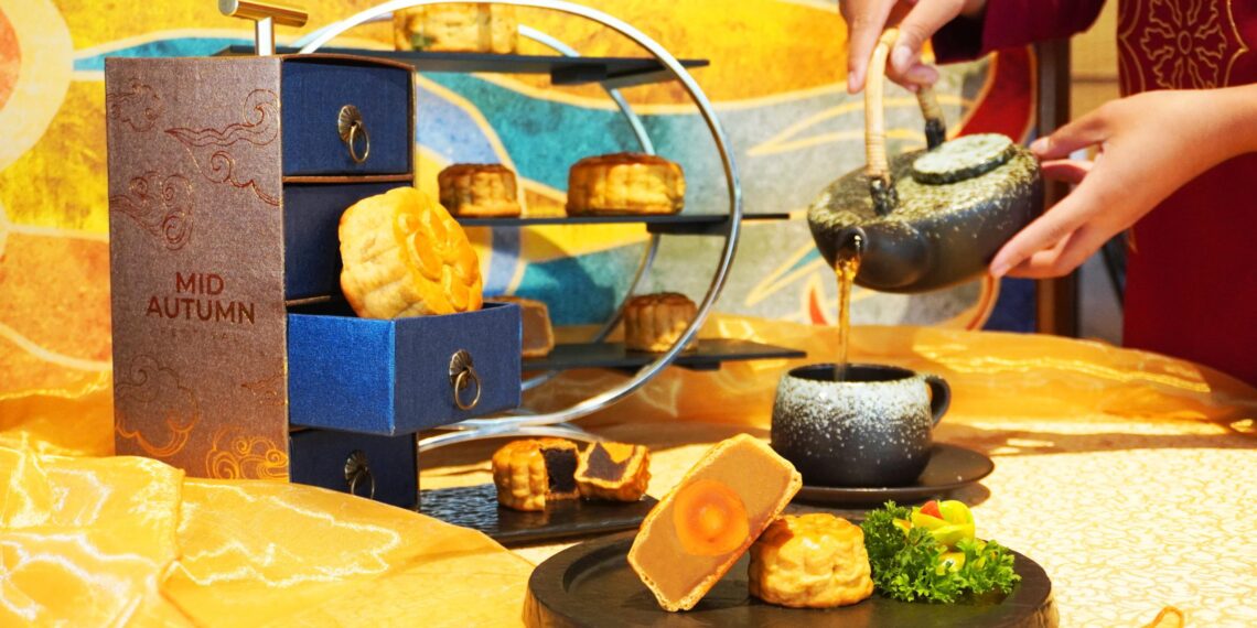 Enam Varian Mooncake Premium Hadir di Grand Mercure Malang