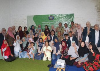 Mahasiswa KKN-DM UB Ciptakan Pupuk Maggot dari Sampah Organik