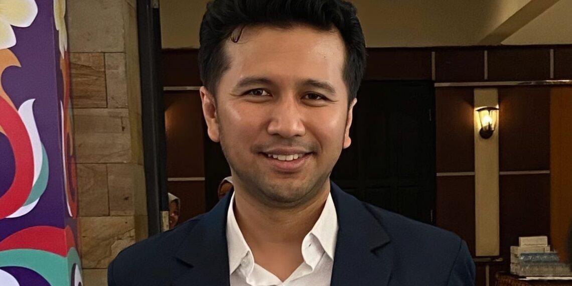 Emil Dardak Ajak Maba UB Berani Hadapi Tantangan Masa Depan