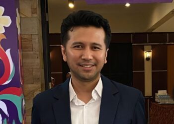 Emil Dardak Ajak Maba UB Berani Hadapi Tantangan Masa Depan