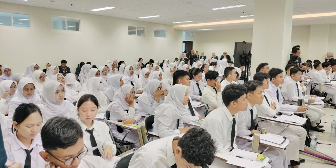 FKG UB Ajak Maba Unjuk Gigi di Kancah Internasional