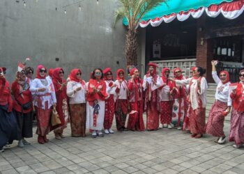 KCBIMR Kenalkan Wastra Nusantara Di Heritage Kayu Tangan