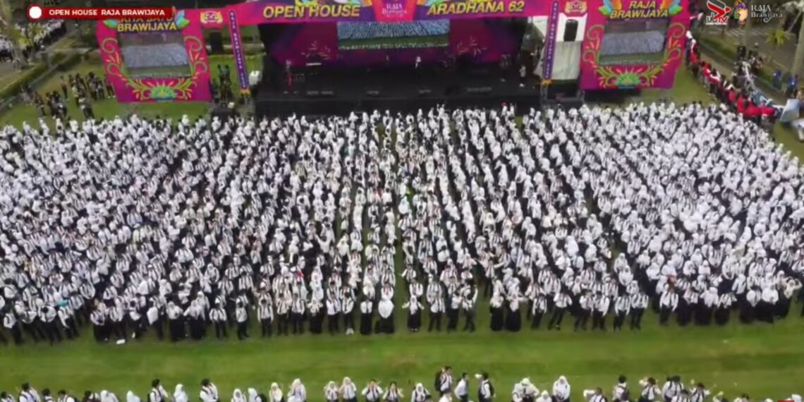 Open House Raja Brawijaya 2024 Kenalkan UKM dan LKM UB