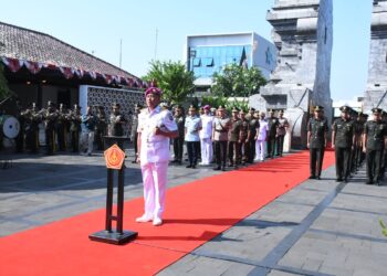 Danrem 083/Bdj  Ikuti Ziarah Peringatan HUT TNI ke-79 di Makam Bung Karno