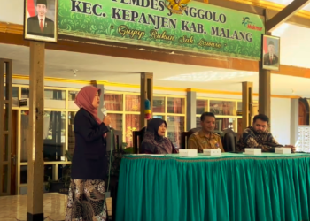 Tim PKM FEB UB Edukasi Urgensi Sertifikasi Halal bagi UMKM Kuliner Desa Jenggolo