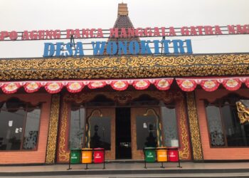 Pengmas Sekolah Pascasarjana UB Ajak Warga Desa Wonokitri Peduli Lingkungan BersihĀ