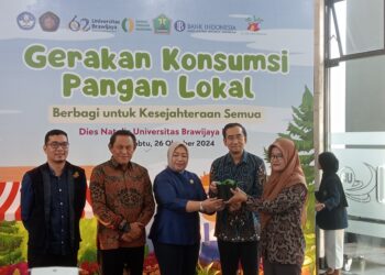 Gerakan Konsumsi Pangan Lokal, UB Bagikan Ribuan Bibit Ubi dan Cabai