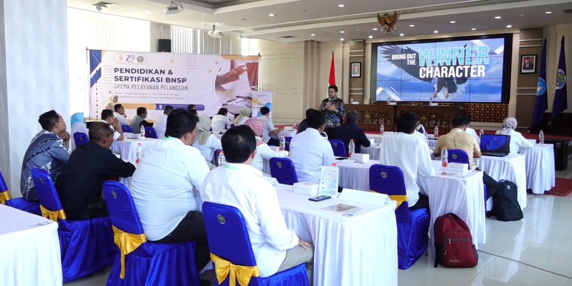 UM Tingkatkan Kompetensi Pelayanan Pelanggan Melalui Sertifikasi BNSP