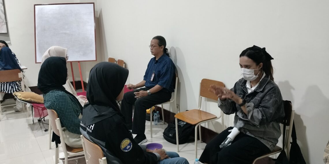 Jaga Kesehatan Mental, DWP-FPIK UB Hadirkan Mental Health Corner