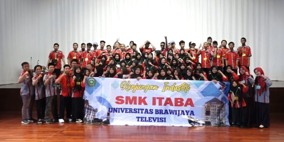 Siswa SMK Itaba Sidoarjo Belajar Konten Kreatif di UB Medcom