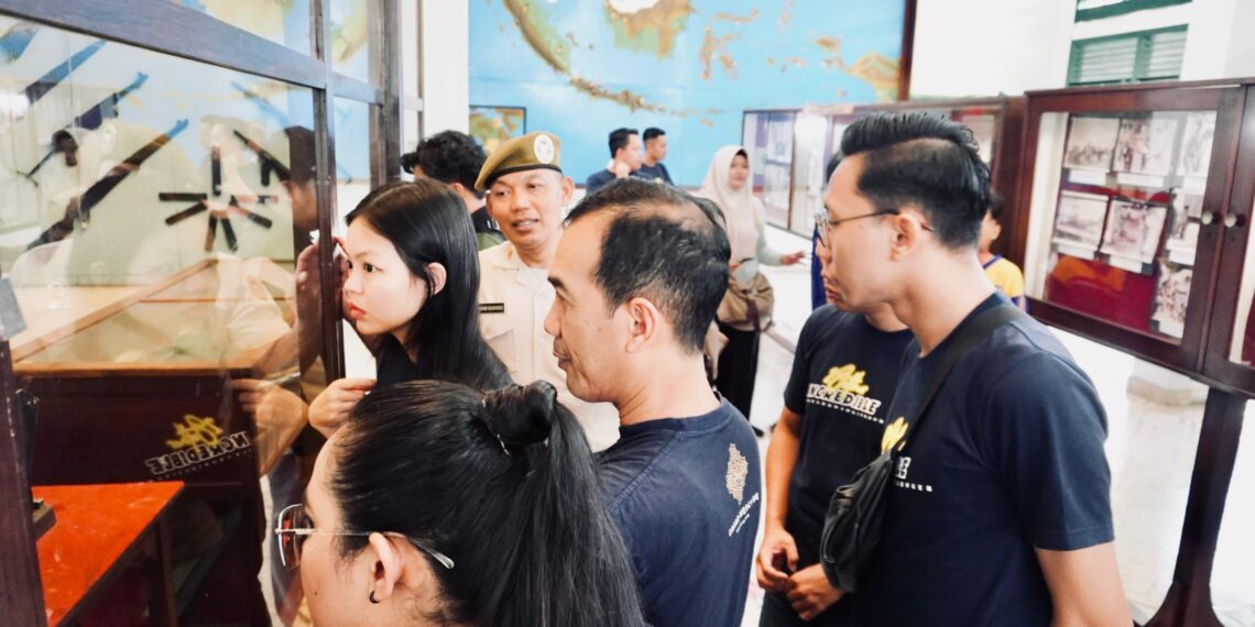 Kenang Hari Pahlawan, Grand Mercure Malang Kunjungi Museum Brawijaya 