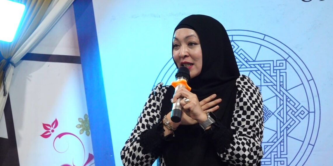 Angelina Sondakh, Ingin Hidup Lapang Kembali pada Al-Qur’an