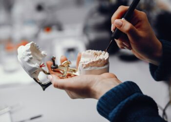 Tips Merawat Implan Gigi Agar Tahan Lama dan Sehat