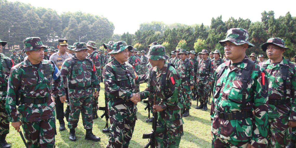 Gladi Lapang Penanganan Konflik Sosial Pertajam Kemampuan Prajurit Korem 083/Bdj