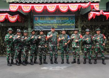 Brigjen Washington Tinjau Latihan Penanganan Konflik Sosial Korem 083/Bdj