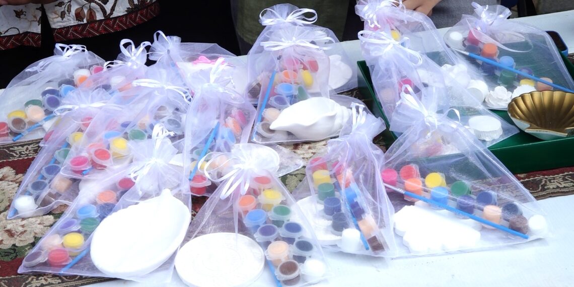 Clay Painting, Mewarnai Pekan Kewirausahaan FH UB