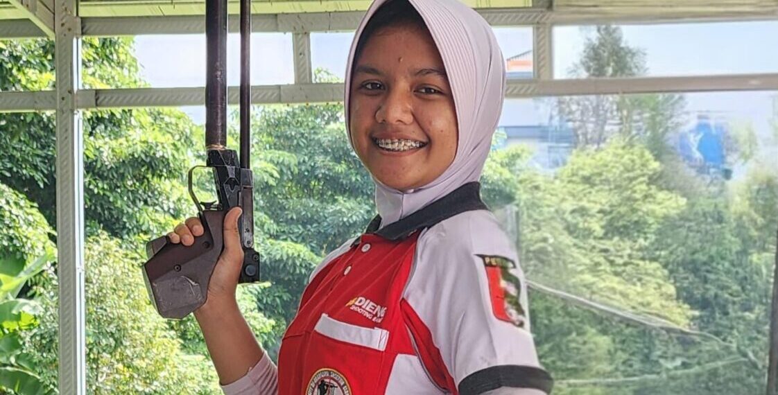 Mahasiswa UB Jadi Atlet Menembak, Bidik Emas Nasional