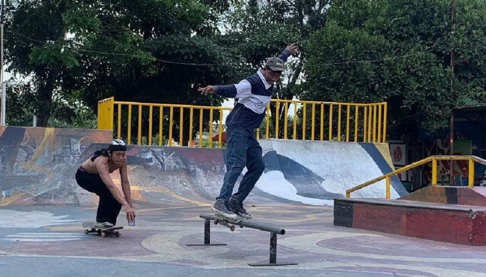 Malang Kota Dingin dengan Vibes Skateboard yang Panas
