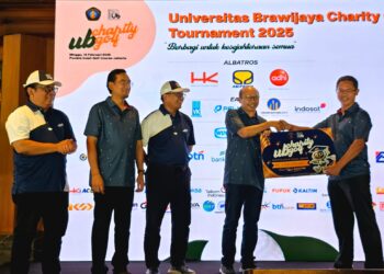 IKA UB Golf Charity Salurkan Rp 1 M untuk Dana AbadiĀ