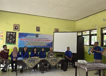 Dosen UB Sosialisasi Kesehatan dan Digitalisasi Bumdes di Pamekasan