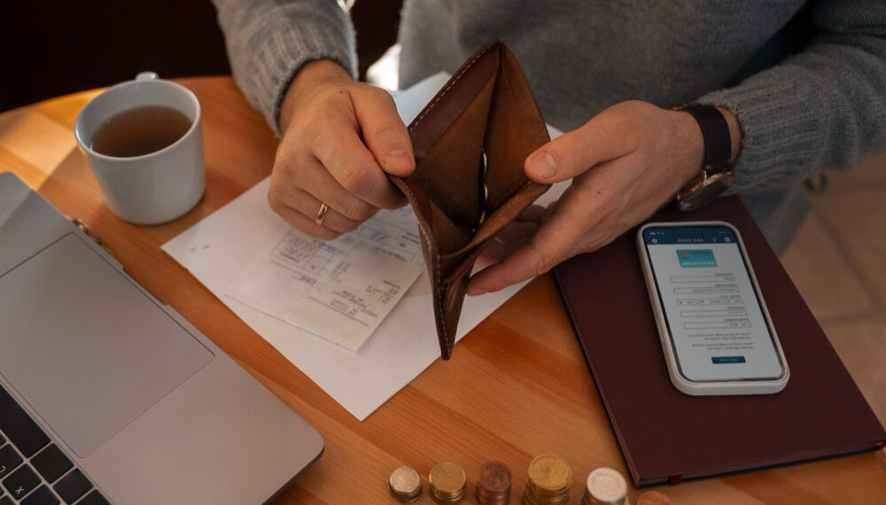 Tips Efektif Mengatur Uang THR untuk Menyambut Hari Raya