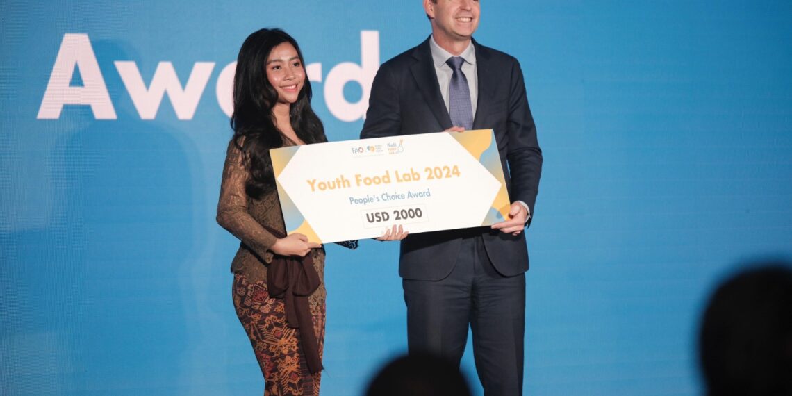 Tim EcoLiving UB Juara di Italia Lewat Aplikasi Pengelolaan Limbah