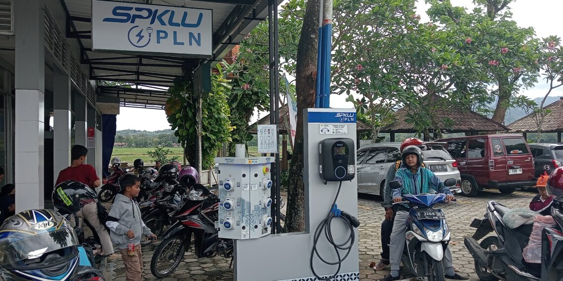 SPKLU PLN Permudah Pemudik Kendaraan Listrik