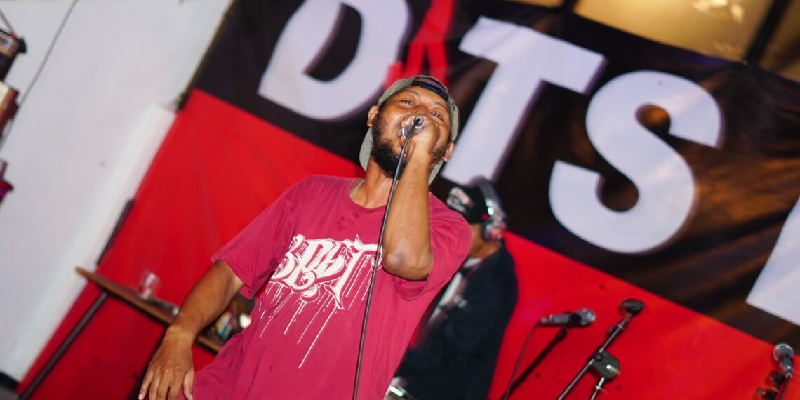 Eltikei, Rapper dengan Perjalanan Panjang, dan Konsistensi