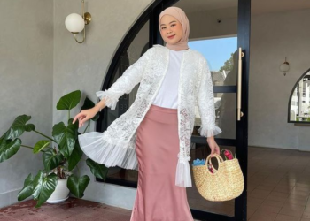Elegan! Ide Outfit Lebaran Warna Putih yang Buat Tampilan Makin Stunning