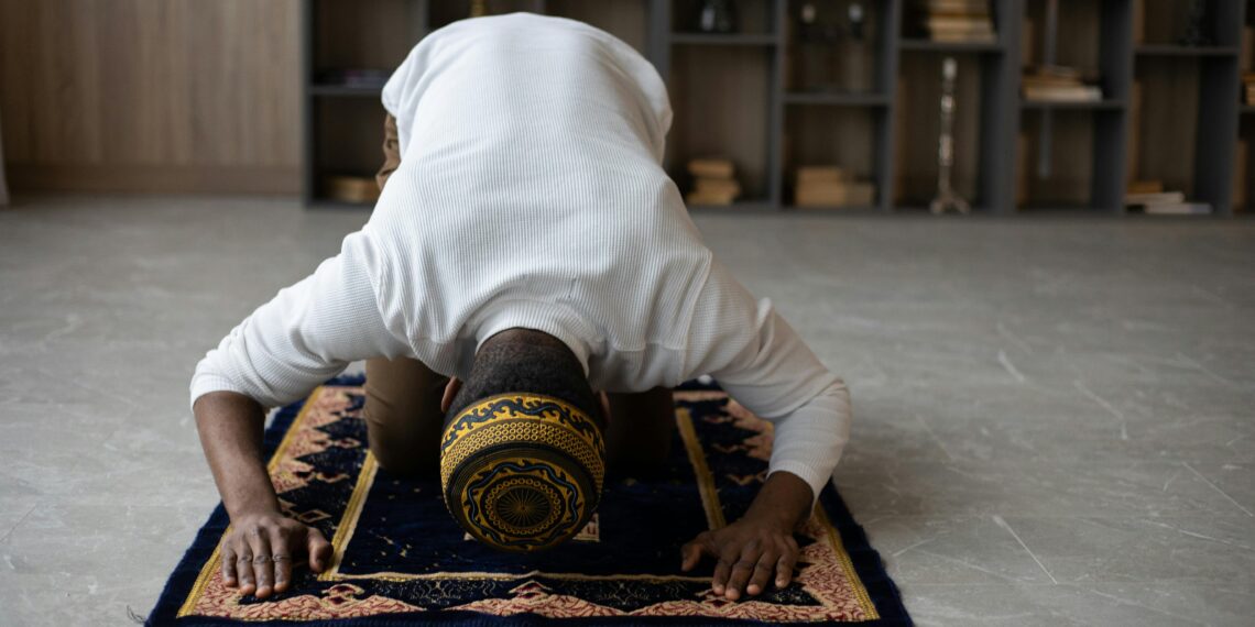 Solat Sebagai Solusi Persoalan Hidup