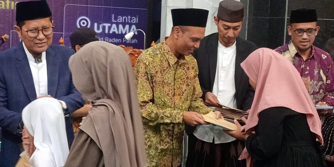 PPA UB Santuni 450 Anak Yatim