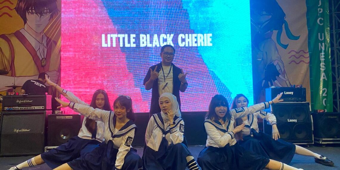 Little Black Cherie, Perjalanan Band Idol dari Surabaya