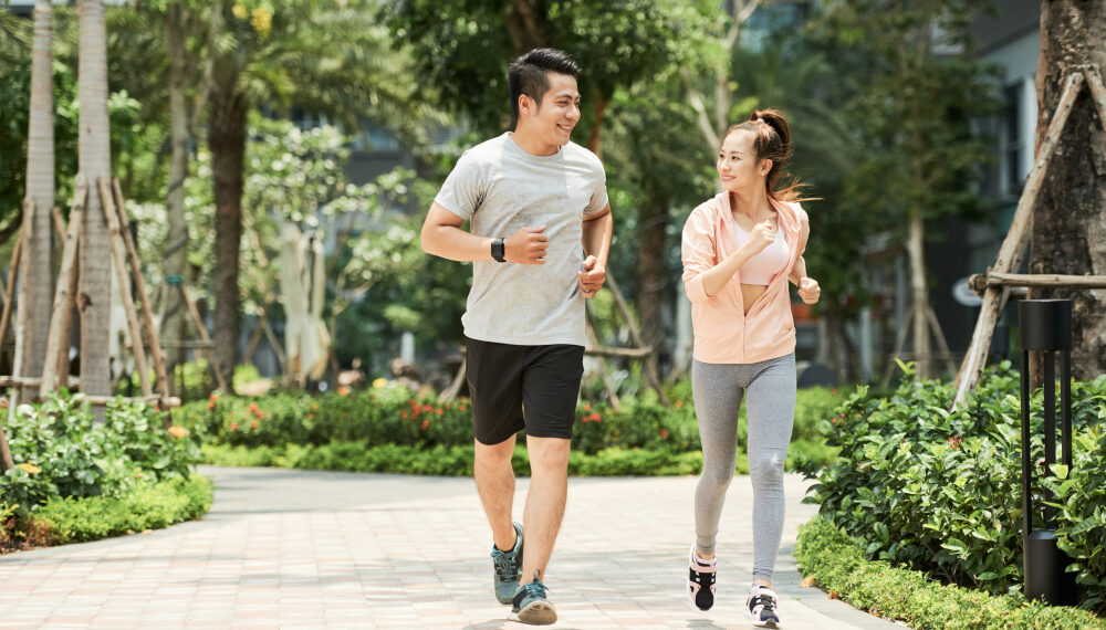 Joging atau Jalan Kaki: Mana Lebih Efektif?