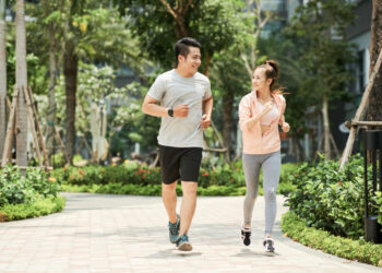 Joging atau Jalan Kaki: Mana Lebih Efektif?