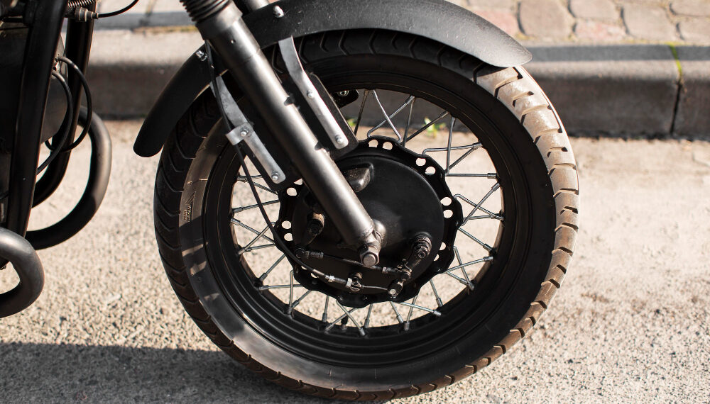 Tekanan Angin Ban Motor, Jangan Diabaikan!