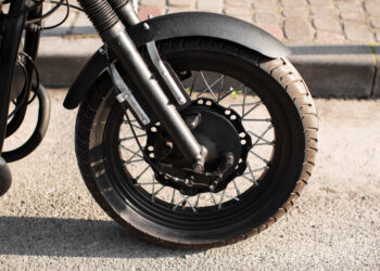 Tekanan Angin Ban Motor, Jangan Diabaikan!