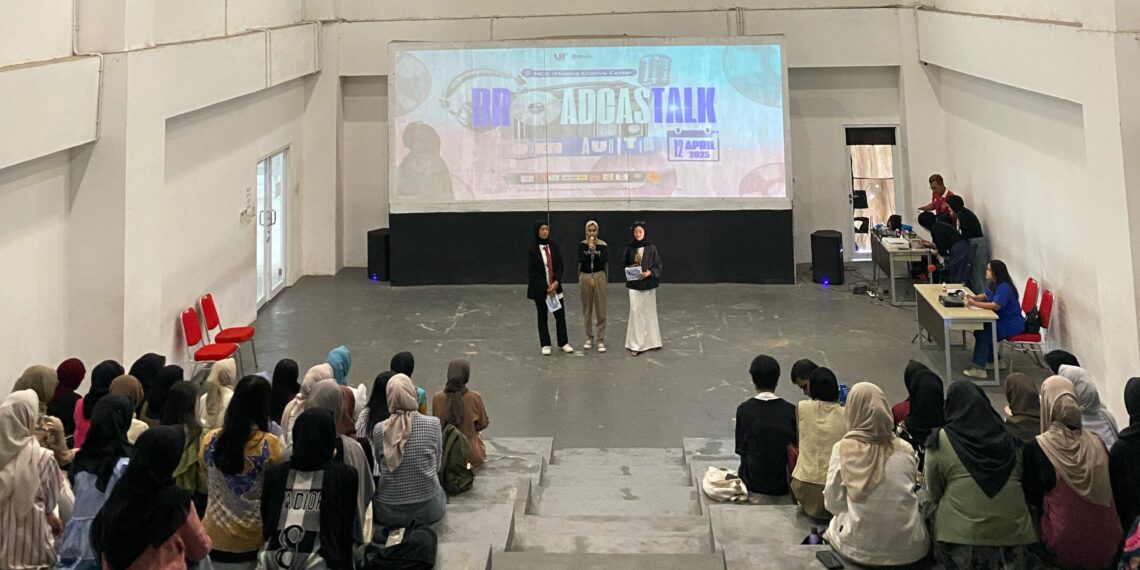 UB Radio Gelar Broadcastalk: Wadah Bakat Muda di Dunia Penyiaran