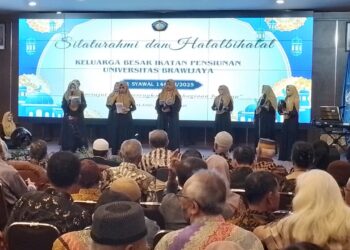 Halal Bihalal Ikatan Pensiunan UB Berbuah Wakaf Tanah