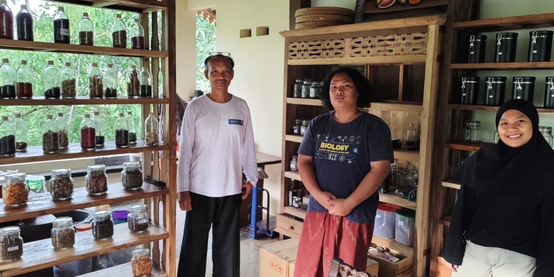 Kedai Kopi Digital: Mengangkat Desa Wisata Kopi ke Level Baru