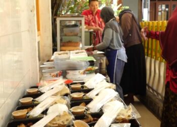 Catering Mbak Ning : Dari Dapur Kecil jadi Andalan Mahasiswa