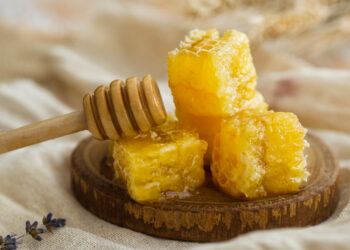 7 Manfaat Minum Madu Setiap Hari yang Jarang Diketahui