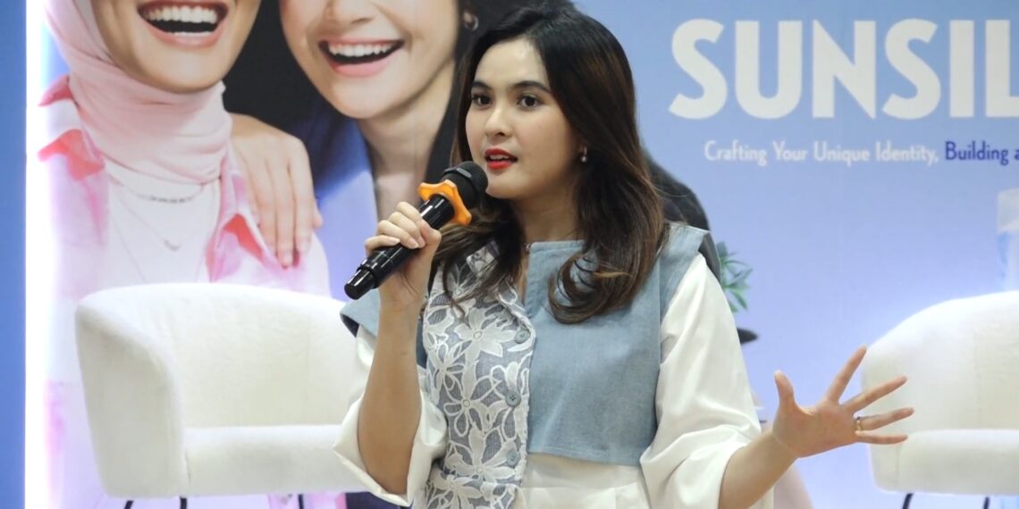 Anelies Praramadhani Ajak Mahasiswa Bangun Personal Brand Otentik