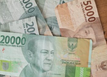 Rupiah Menguat Tajam, Sentuh Rp16.448 per Dolar