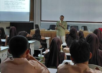 Sekolah Pergerakan Fisip UB Ajak Gen-Z Melek Politik