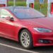 Tesla Model S Menjadi Simbol Masa Depan Otomotif