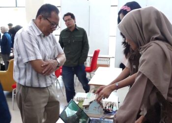 Mahasiswa TI Vokasi UB Tampilkan Inovasi di Tech Fair 2025