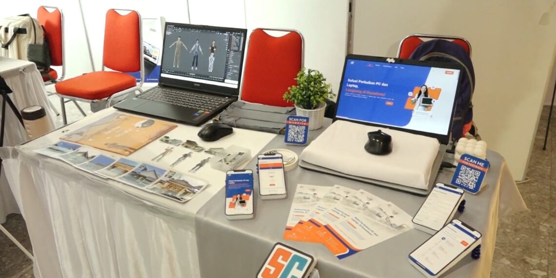 Karya Mahasiswa DKV Unjuk Gigi di Pra-MADFEST 2025