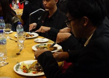 Rayz Hotel Latih Table Manner Mahasiswa HI UMM