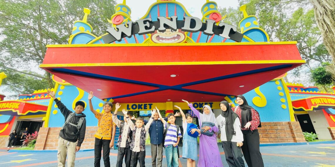 Program Anak Asuh Grand Mercure Malang Mirama Ceriakan Anak di New Wisata Wendit